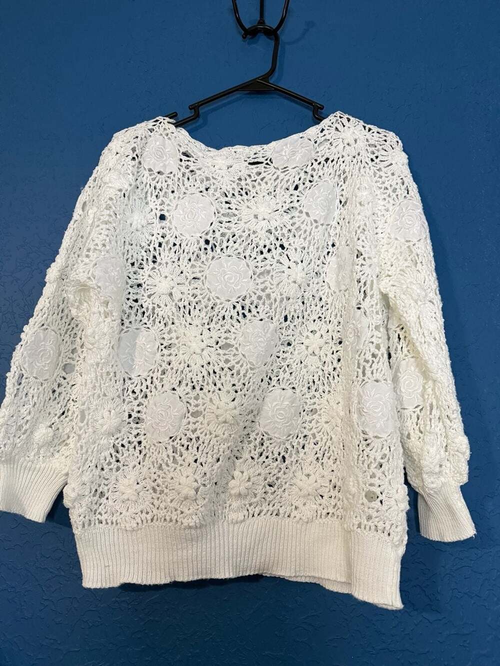 International Apparel Mart Ivory White Crochet Floral Long Sleeve Sweater Size X